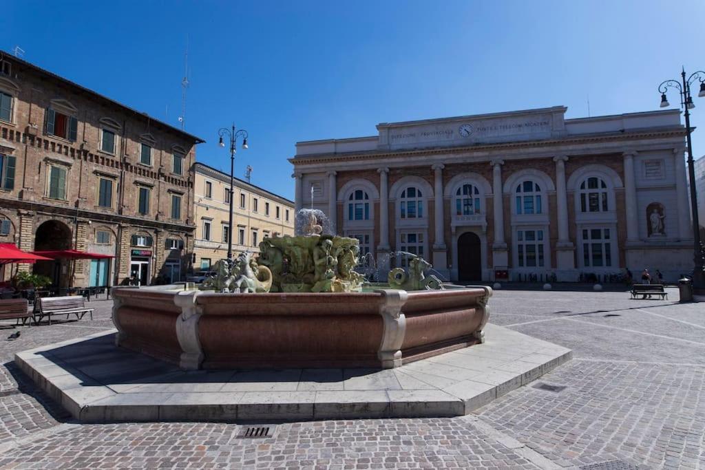 Rossini Home Pesaro Vicino Al Teatro Rossini By Yohome Ngoại thất bức ảnh