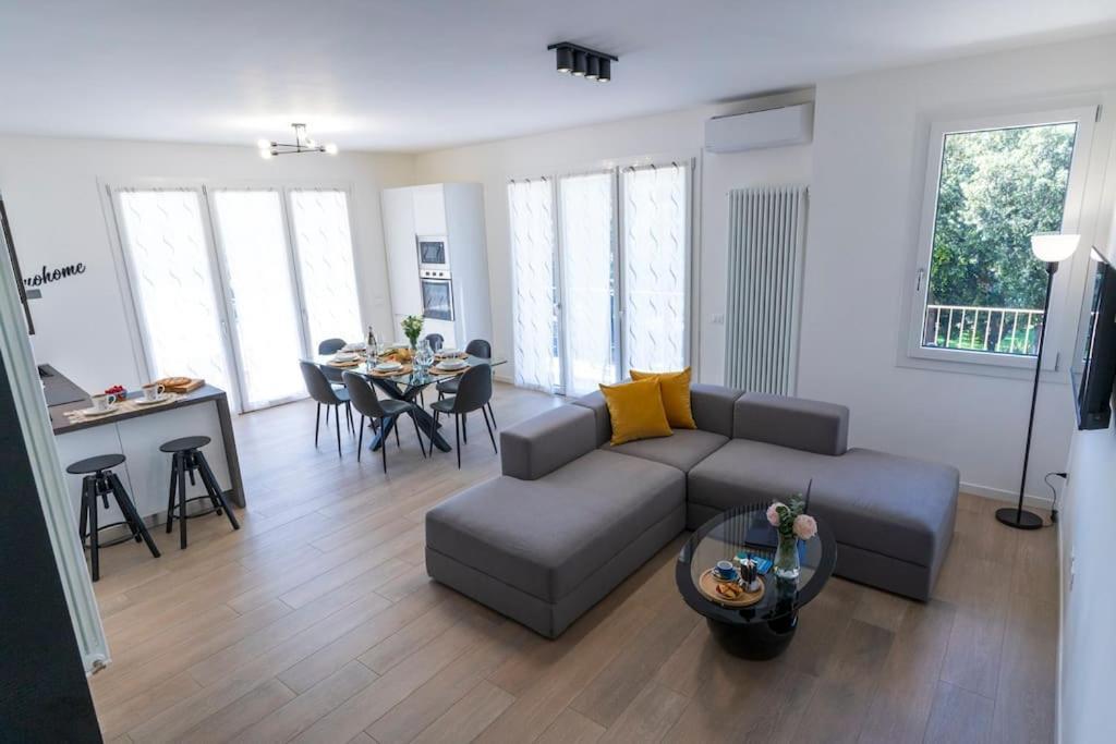 Rossini Home Pesaro Vicino Al Teatro Rossini By Yohome Ngoại thất bức ảnh